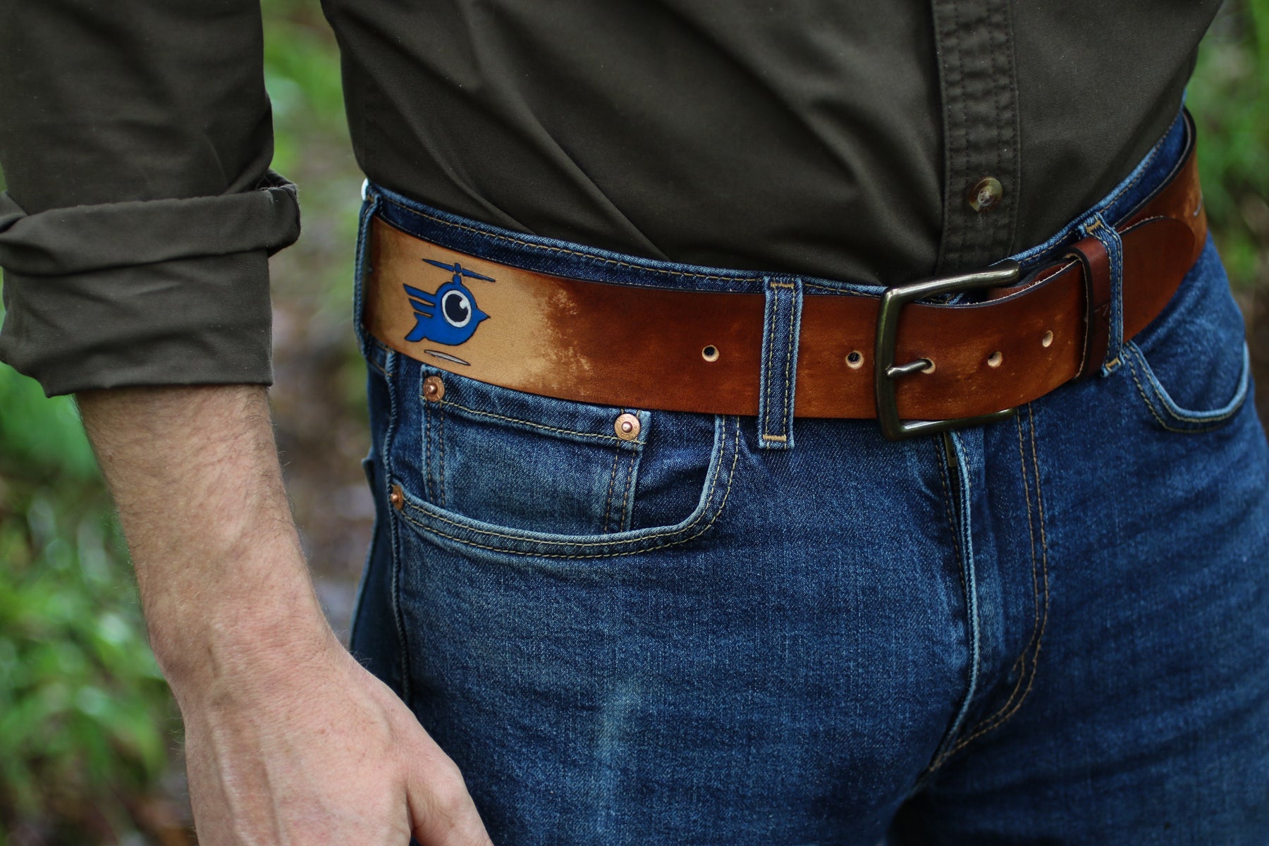 custom-blue-feather-leather-belt