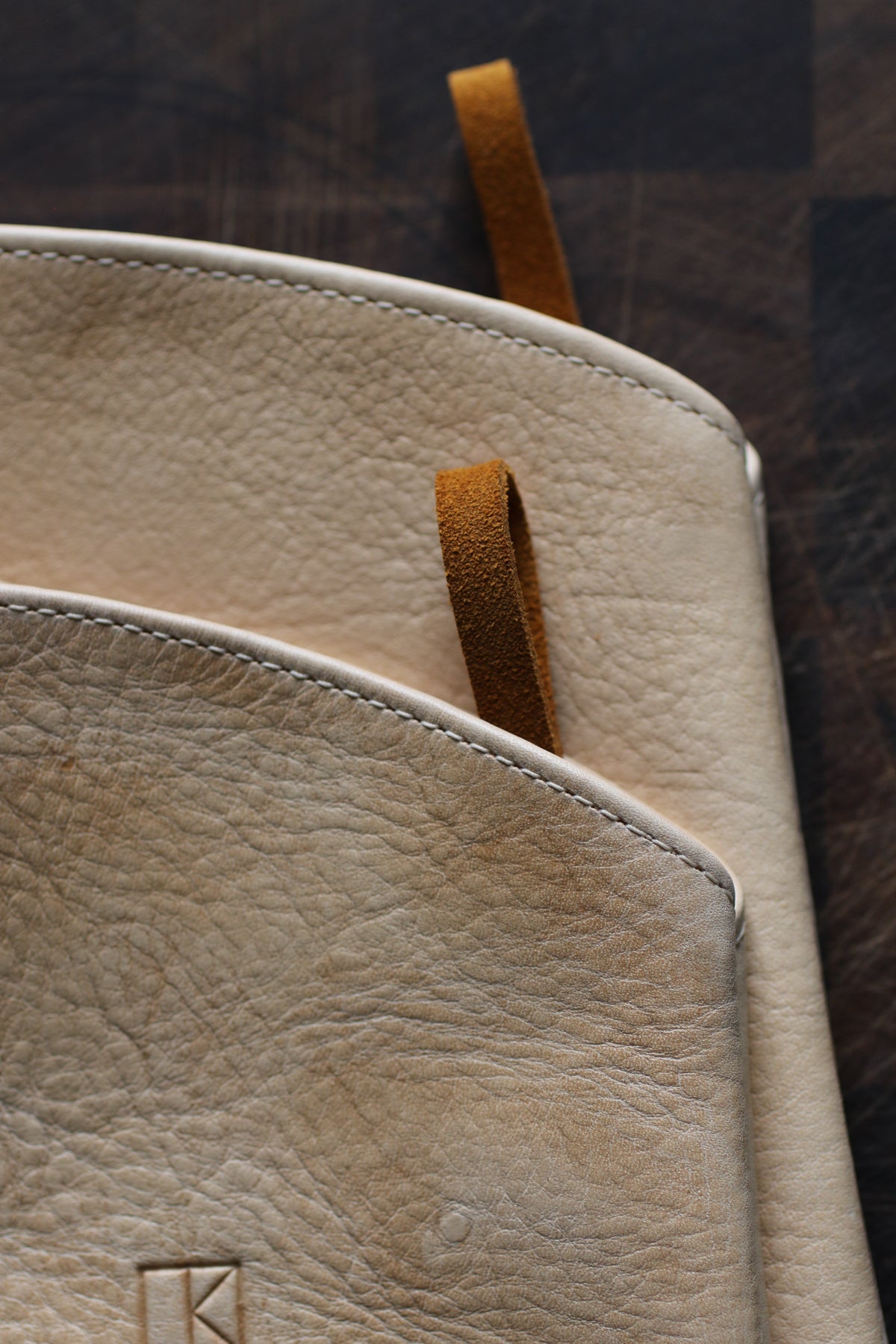 NATURAL LEATHER OVEN MITTS
