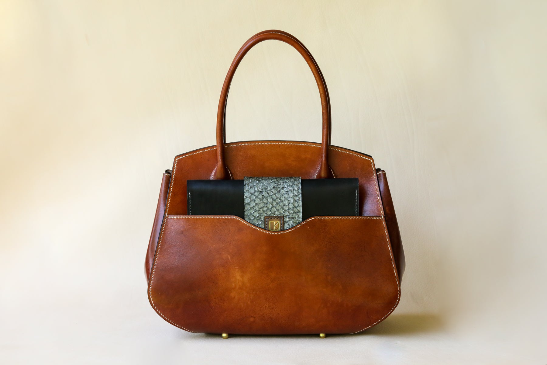 ready to ship. Atlantic Clutch No. 4
