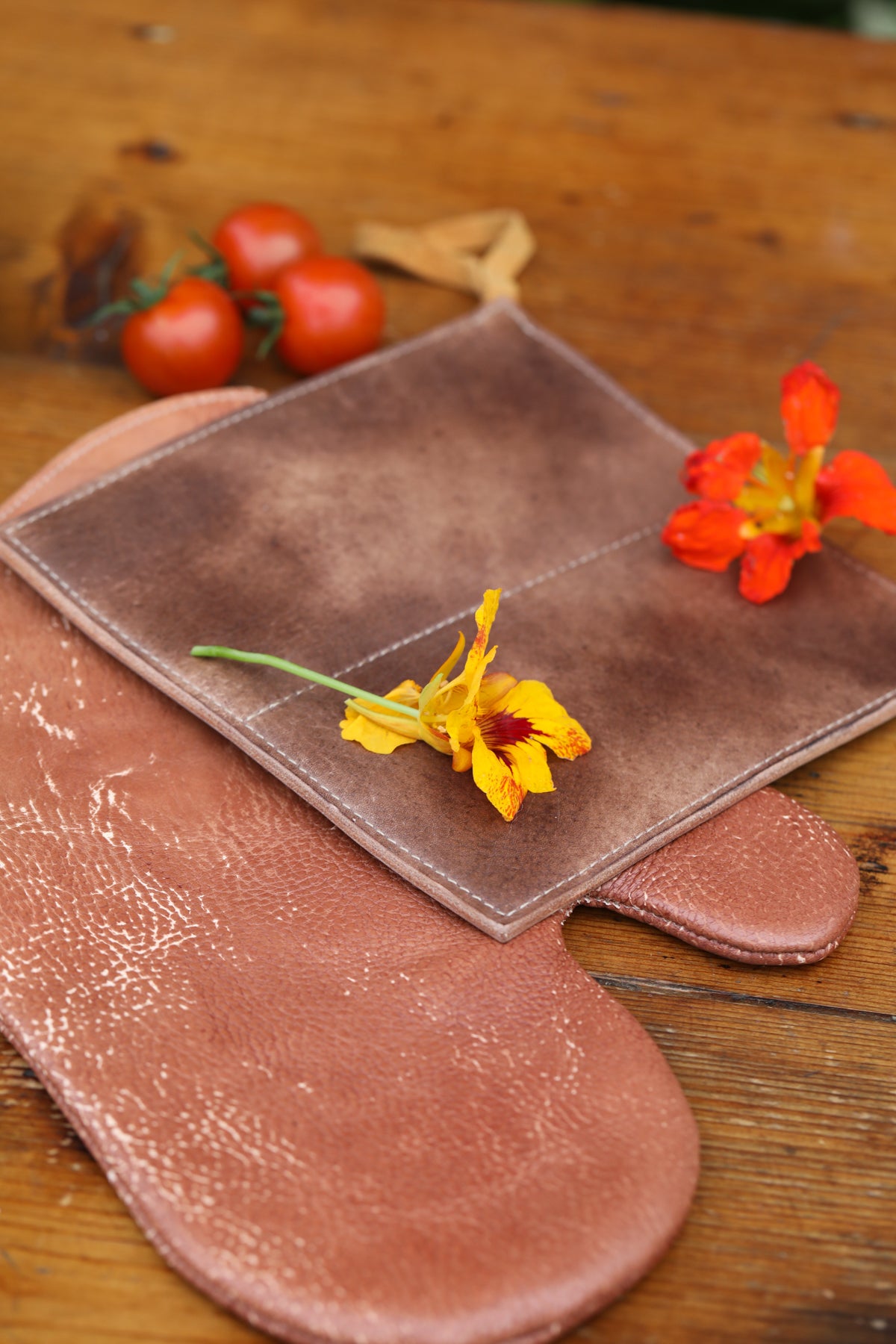leather oven mitt and pot holder set READY TO SHIP