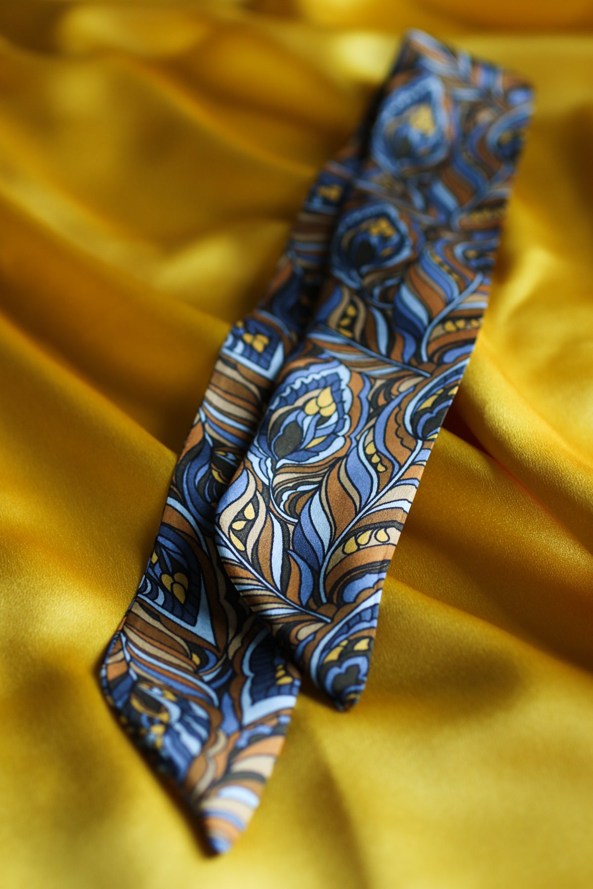 Italian-silk-bag-scarf