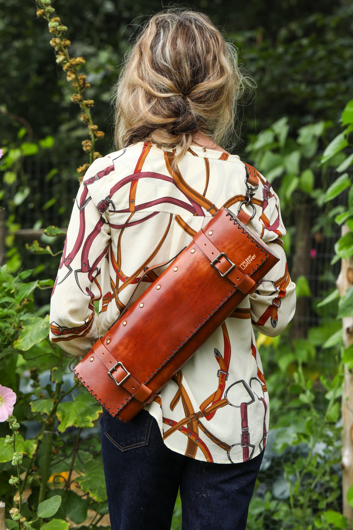 custom leather knife bag by Linny Kenney