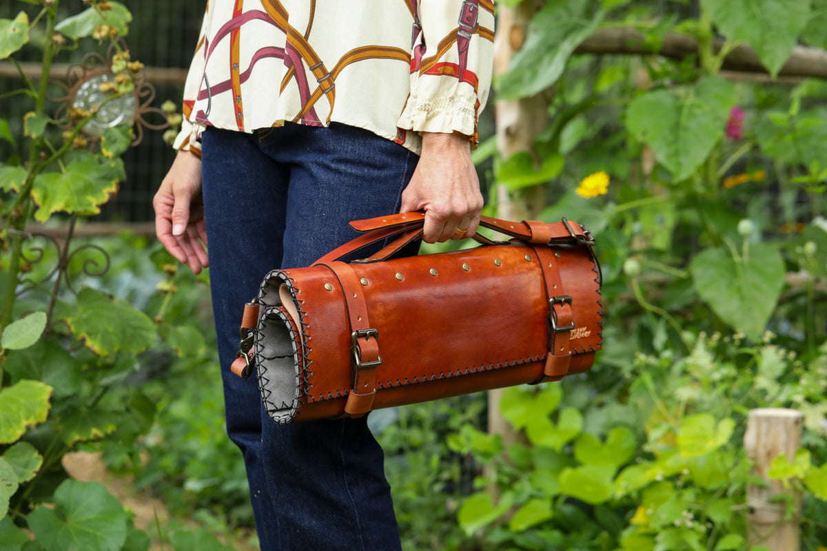 custom leather knife bag by Linny Kenney