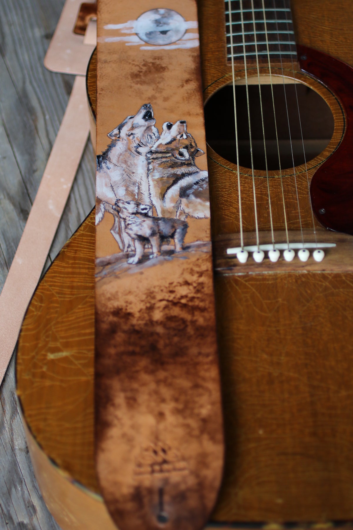 howling wolf family guitar strap