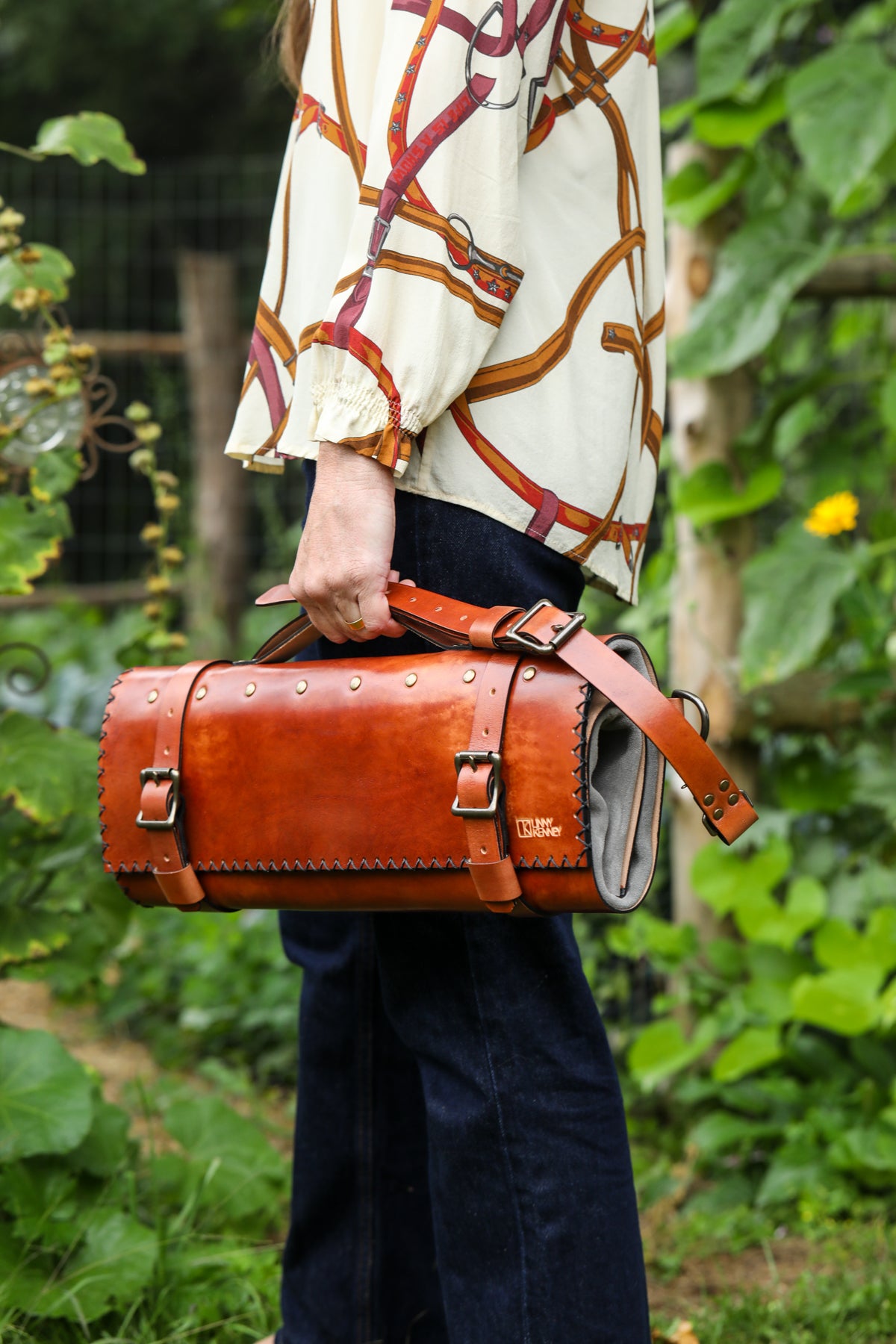 custom leather knife bag by Linny Kenney