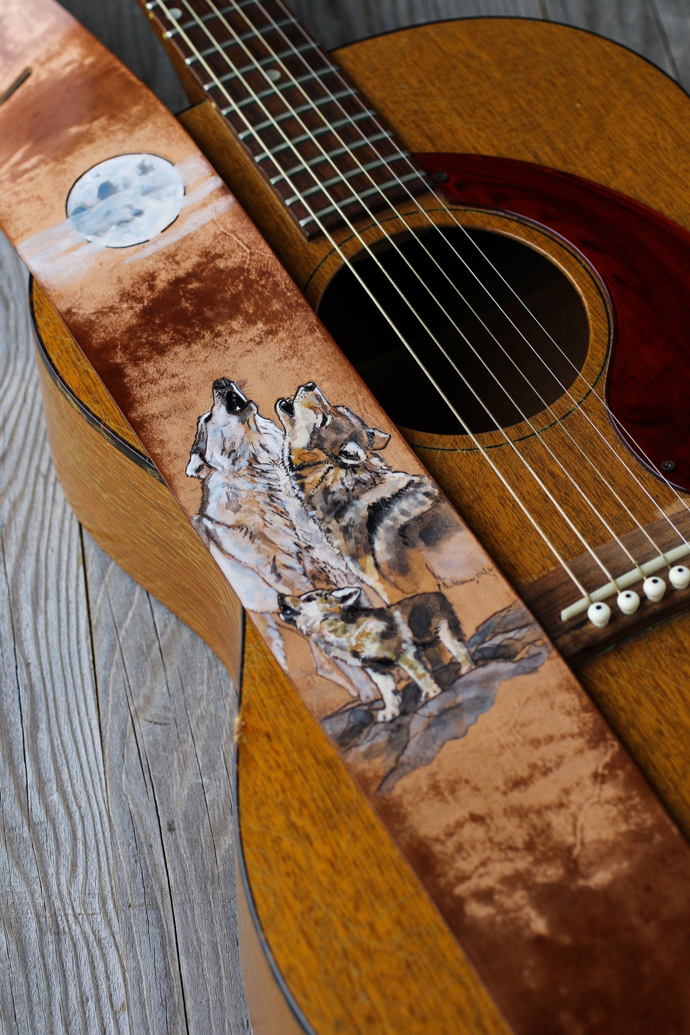 howling wolf family guitar strap